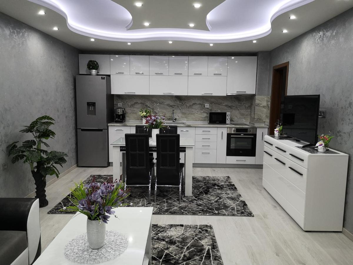 City Apartments - A Brand New Luxury & Comfy 2 Asenovgrad Exterior foto